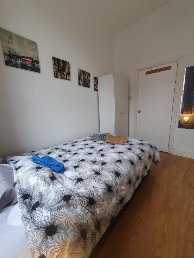 63B Willesden Lane Two Bed Apartment London Exterior photo